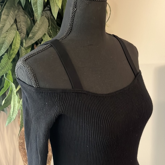 (EUC) Express Off The Shoulder Sweater - Picture 2 of 4